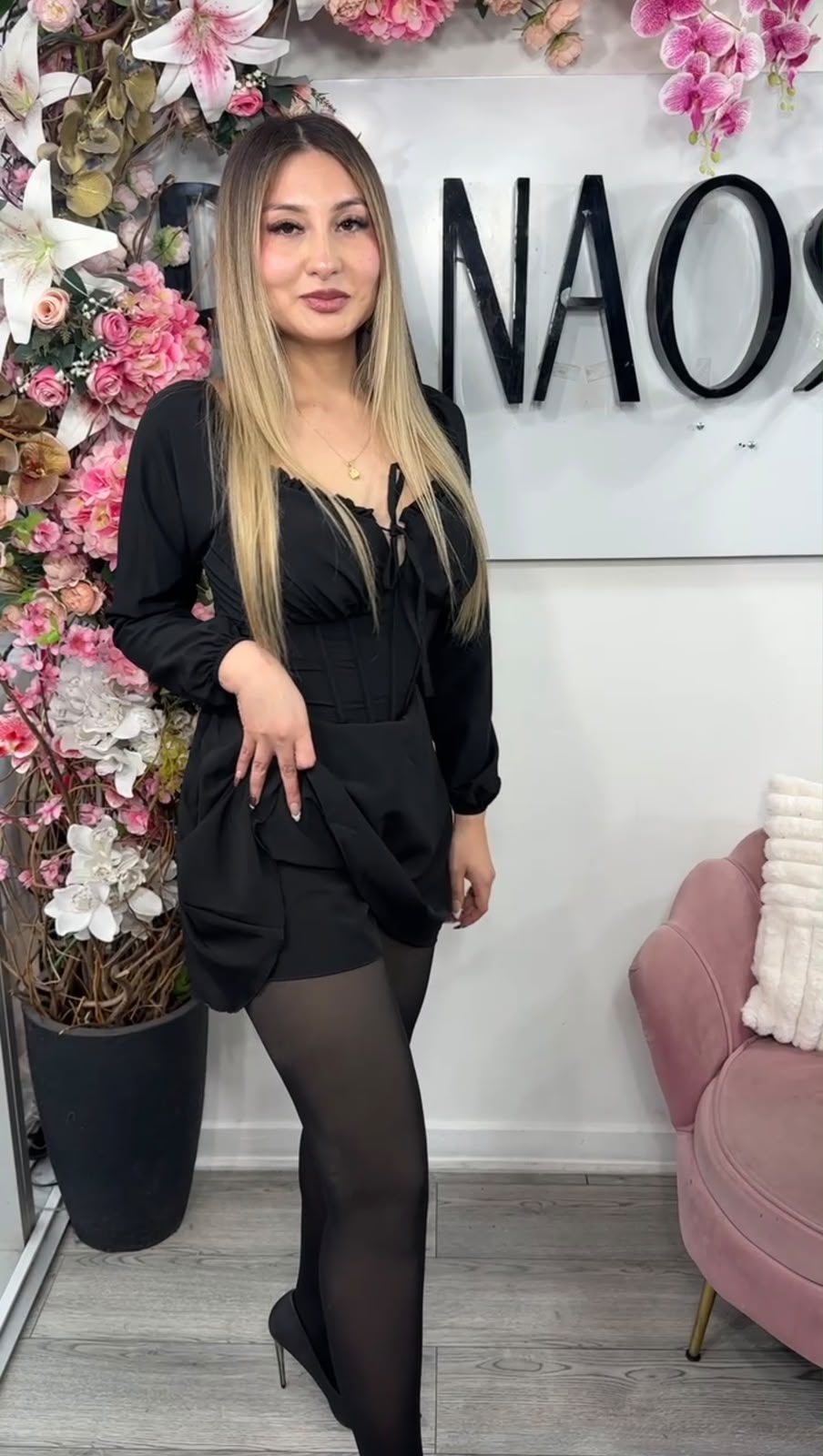 Vestido Short Lucia Manga Larga