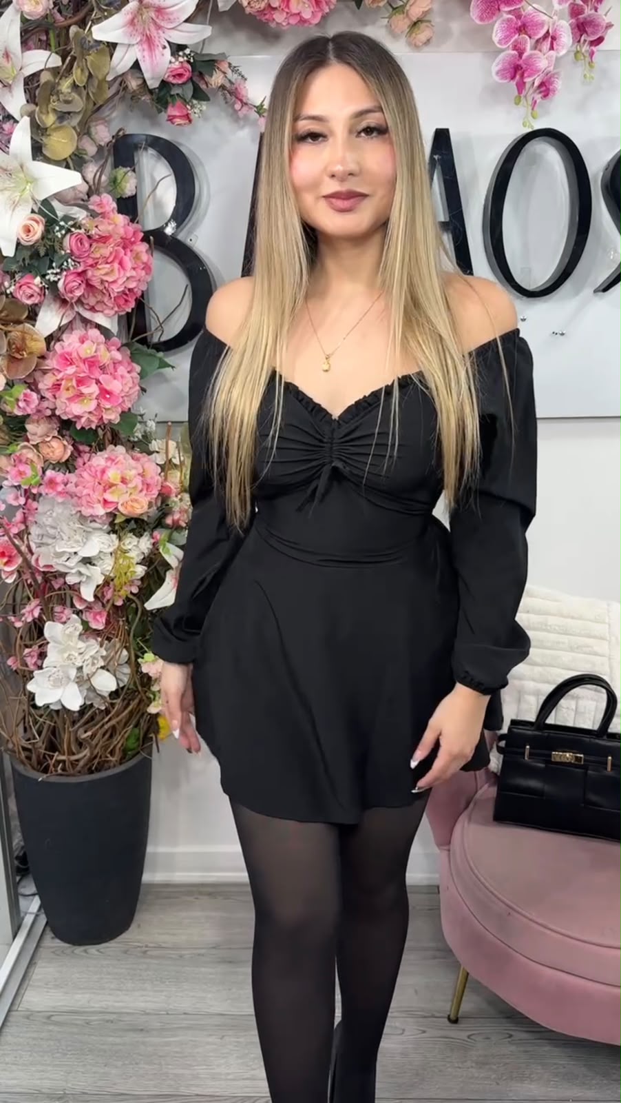Vestido Short Carla Manga Larga
