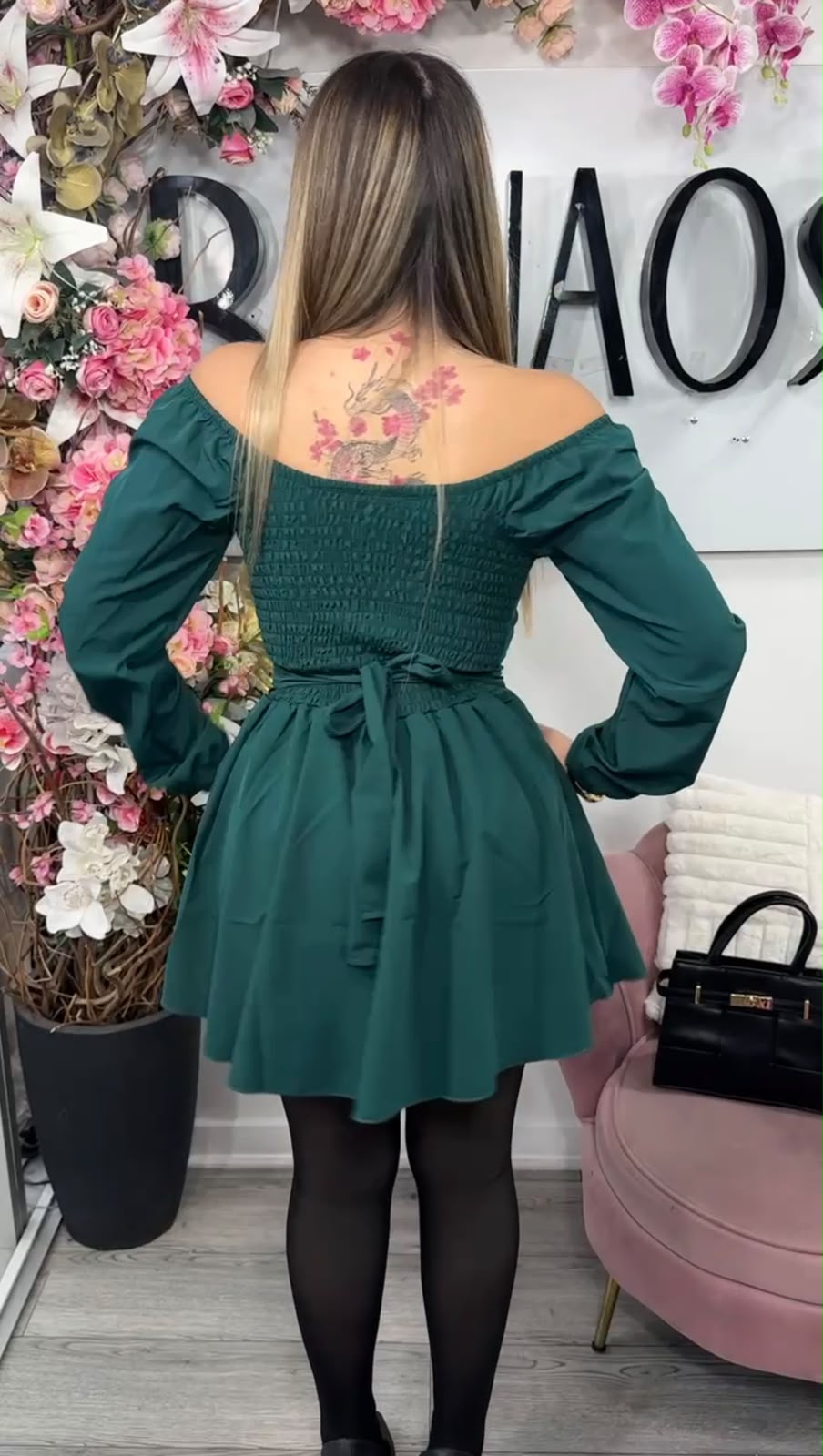 Vestido Short Carla Manga Larga