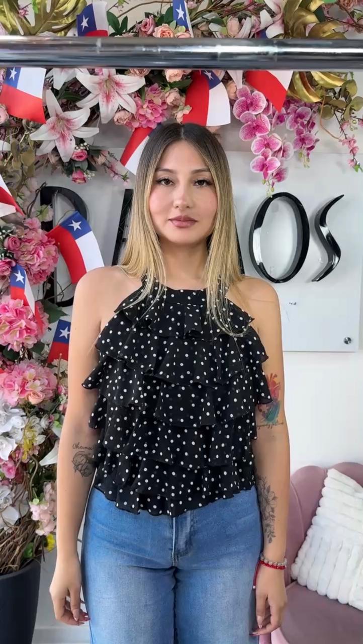 Blusa Lunares con Vuelos