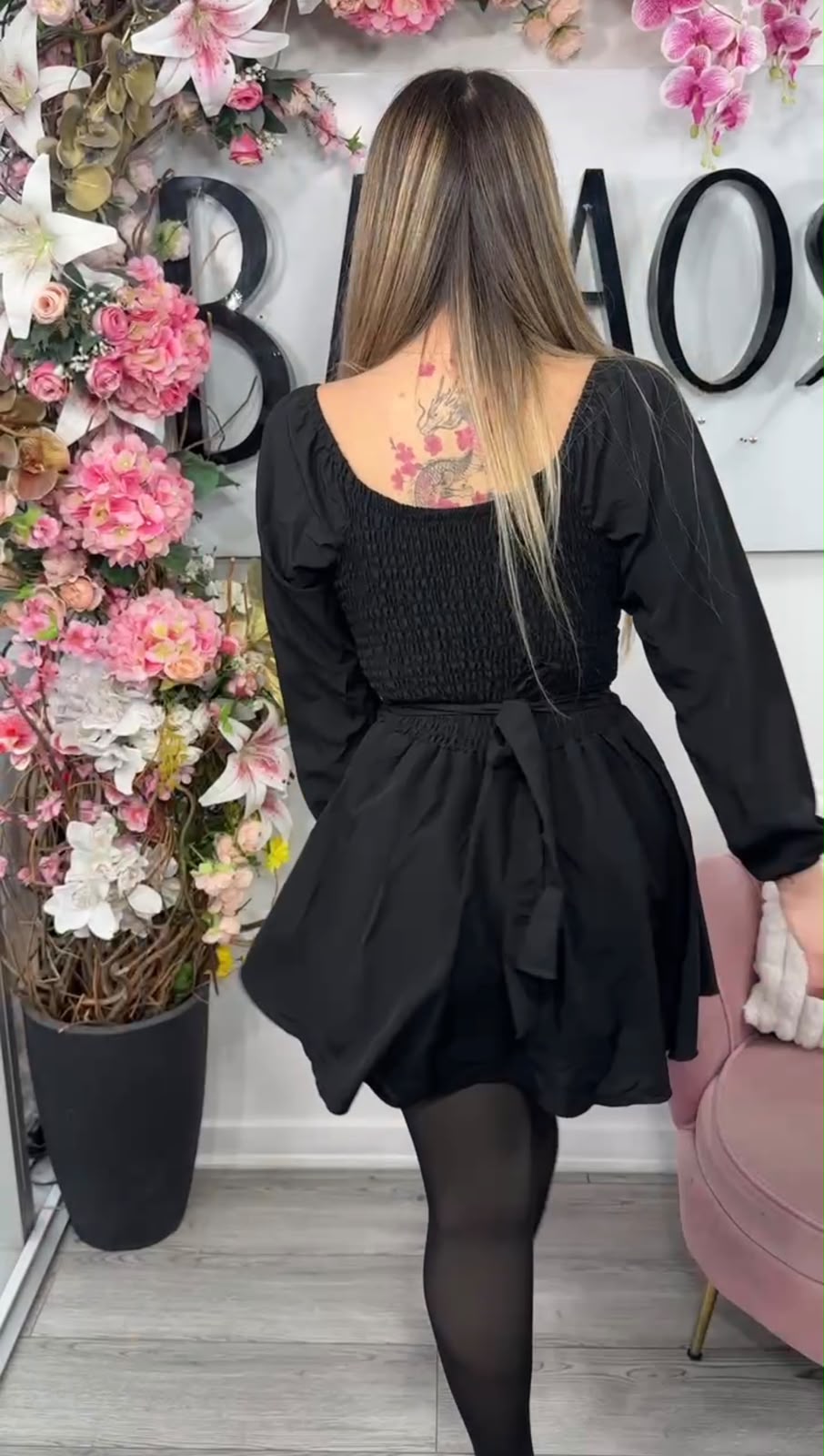 Vestido Short Lucia Manga Larga
